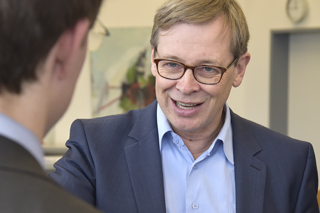 ... im Gespräch mit IKT-Projektleiter <b>Marcel Goerke</b> - tagung-foerdervereine-2015-werker-320