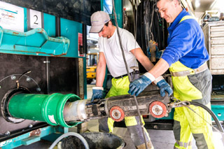 Sanierung defekter Stutzen im Test