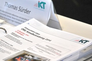 Umfangreiche Tagungsunterlagen: Der OWL-Kanalbetriebstag 2014 des IKT in Steinhagen