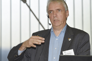 Harald Sommer während seines Vortrags