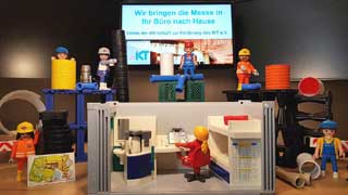 Messe Abwassertechnik mit Playmobil-Figuren nachgestellt